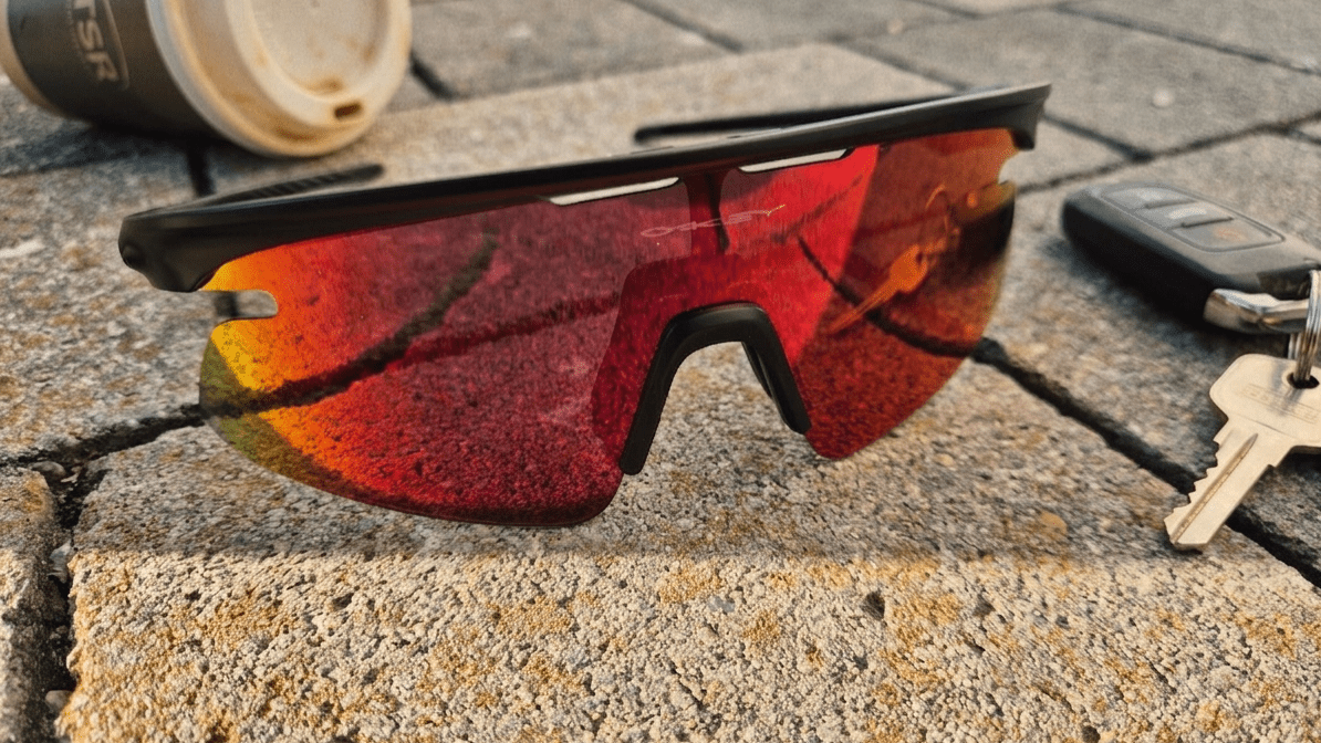 Oakley Rslv Lite: Die ultimative Laufbrille im Alltagschaos?